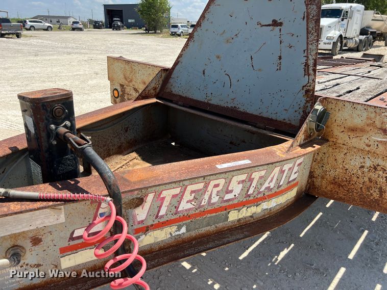 image for item EJ2863 1998 Interstate 40DLA equipment trailer