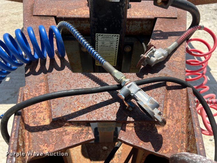 image for item EJ2863 1998 Interstate 40DLA equipment trailer