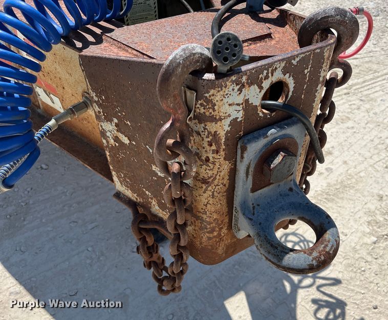 image for item EJ2863 1998 Interstate 40DLA equipment trailer