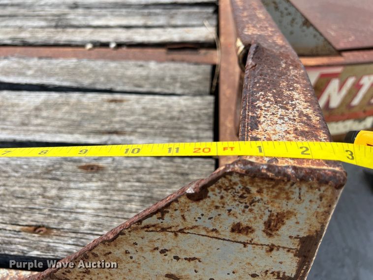 image for item EJ2863 1998 Interstate 40DLA equipment trailer