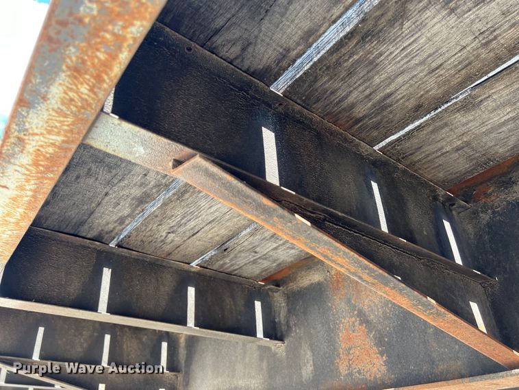 image for item EJ2863 1998 Interstate 40DLA equipment trailer