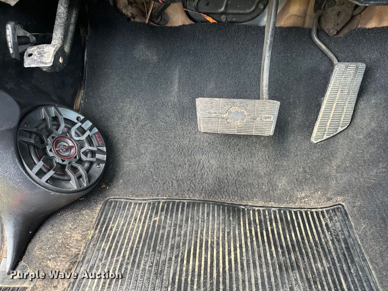 image for item EJ4476 1986 Chevrolet  C10 pickup truck