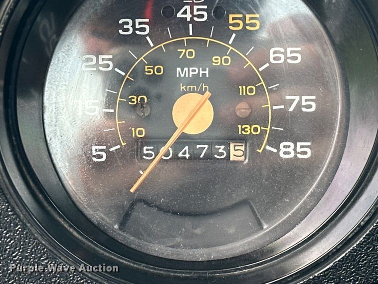 image for item EJ4476 1986 Chevrolet  C10 pickup truck