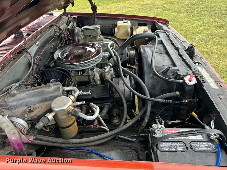 image for item EJ4476 1986 Chevrolet  C10 pickup truck