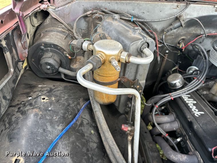 image for item EJ4476 1986 Chevrolet  C10 pickup truck