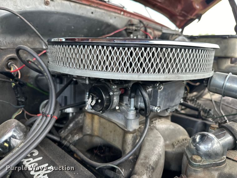 image for item EJ4476 1986 Chevrolet  C10 pickup truck