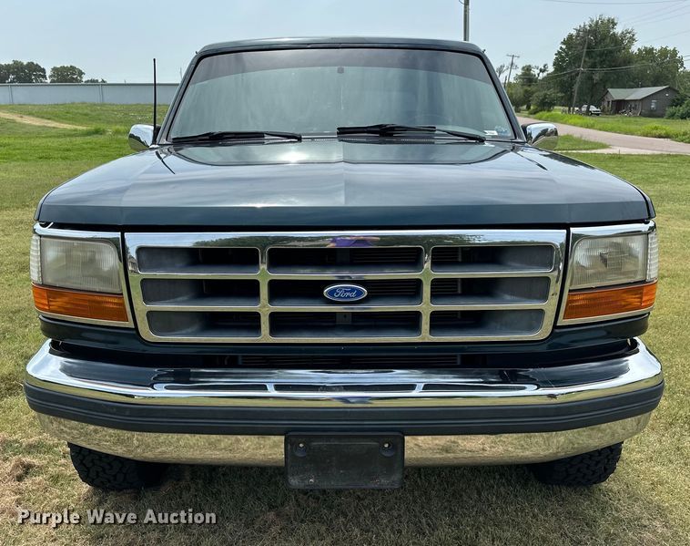 image for item EJ4477 1995 Ford Bronco  SUV