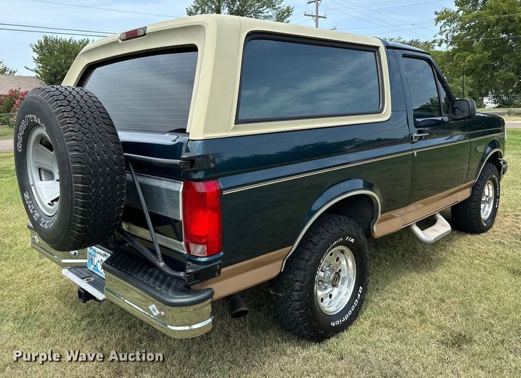 image for item EJ4477 1995 Ford Bronco  SUV