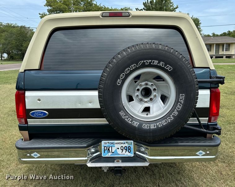 image for item EJ4477 1995 Ford Bronco  SUV