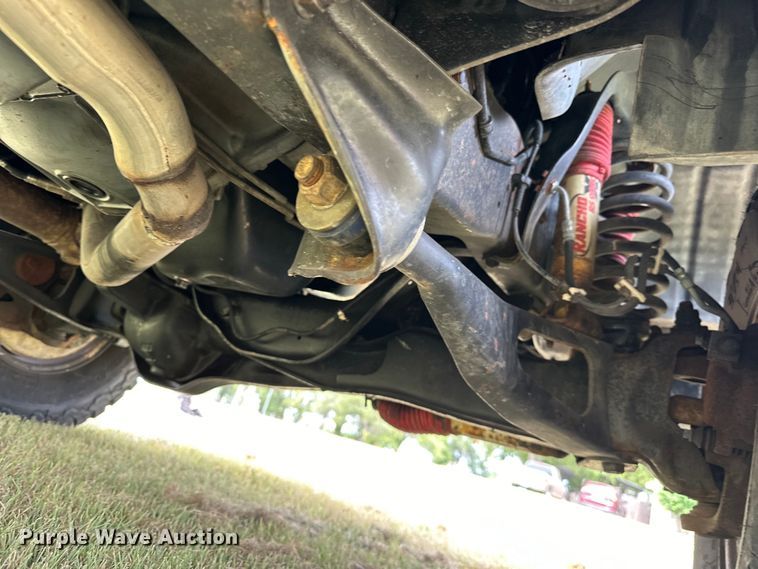 image for item EJ4477 1995 Ford Bronco  SUV