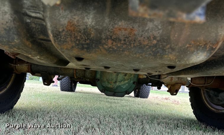 image for item EJ4477 1995 Ford Bronco  SUV