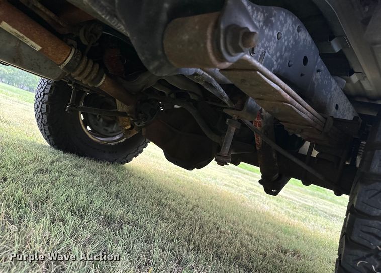 image for item EJ4477 1995 Ford Bronco  SUV