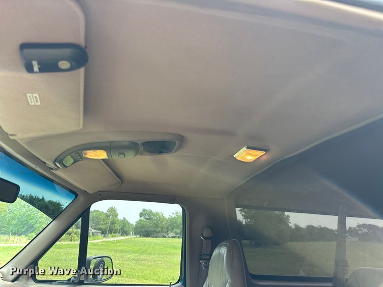 image for item EJ4477 1995 Ford Bronco  SUV