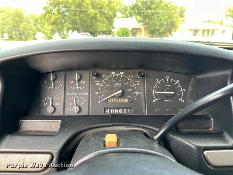 image for item EJ4477 1995 Ford Bronco  SUV