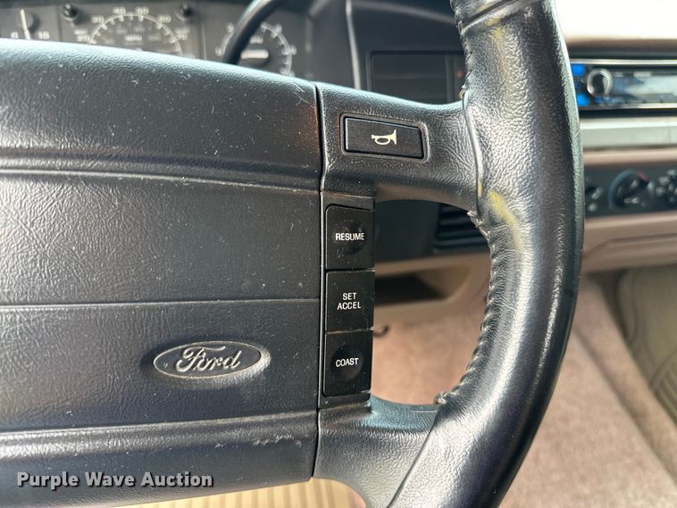 image for item EJ4477 1995 Ford Bronco  SUV