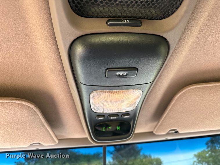 image for item EJ4477 1995 Ford Bronco  SUV