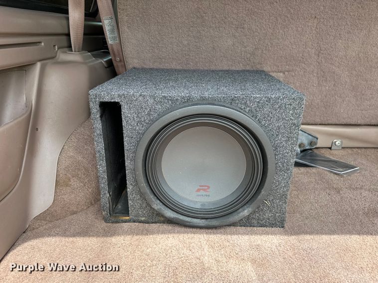 image for item EJ4477 1995 Ford Bronco  SUV