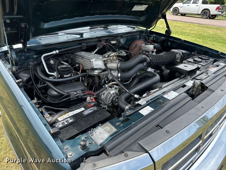 image for item EJ4477 1995 Ford Bronco  SUV