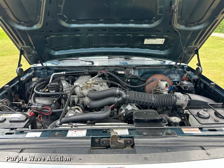 image for item EJ4477 1995 Ford Bronco  SUV