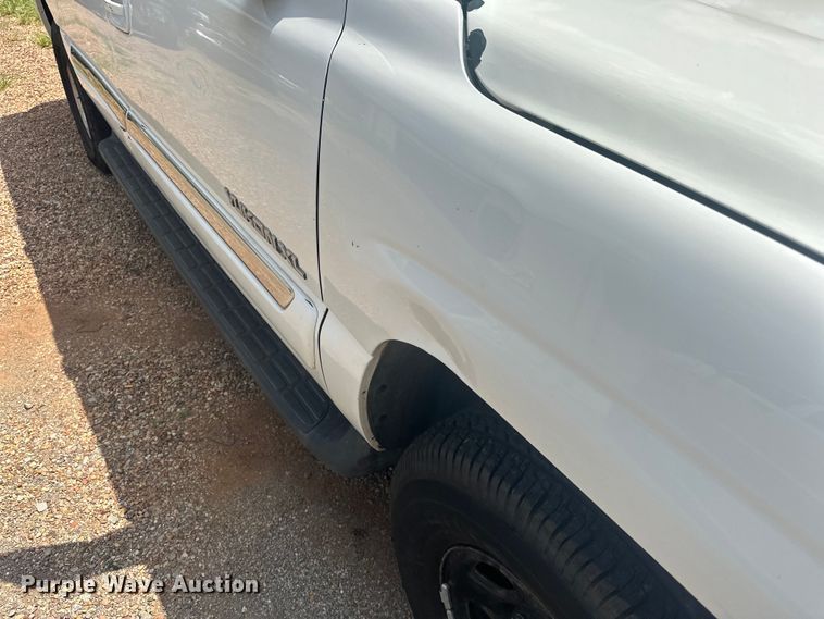 image for item EJ4485 2004 GMC Yukon 1500 SUV