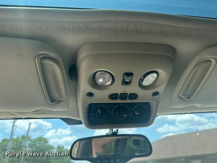 image for item EJ4485 2004 GMC Yukon 1500 SUV