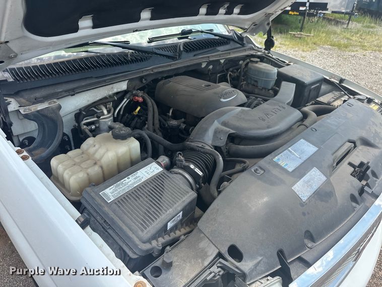 image for item EJ4485 2004 GMC Yukon 1500 SUV