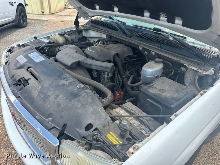 image for item EJ4485 2004 GMC Yukon 1500 SUV