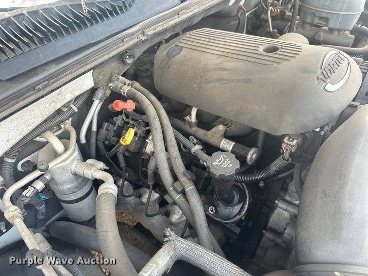 image for item EJ4485 2004 GMC Yukon 1500 SUV