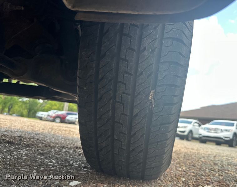 image for item EJ4485 2004 GMC Yukon 1500 SUV