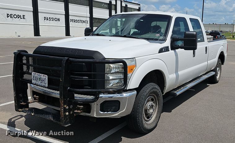 image for item EJ5822 2014 Ford  F250 Super Duty XL Crew Cab pickup truck