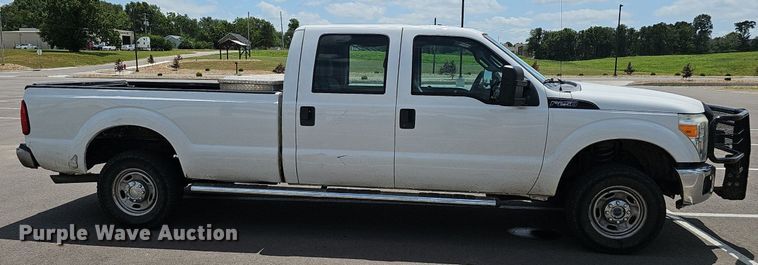 image for item EJ5822 2014 Ford  F250 Super Duty XL Crew Cab pickup truck