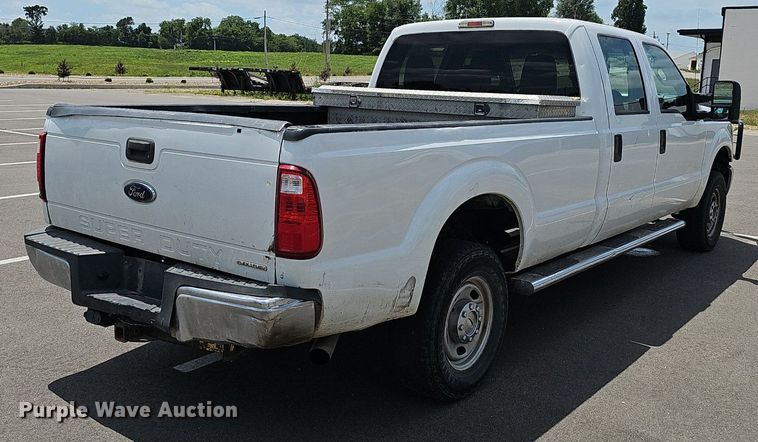 image for item EJ5822 2014 Ford  F250 Super Duty XL Crew Cab pickup truck