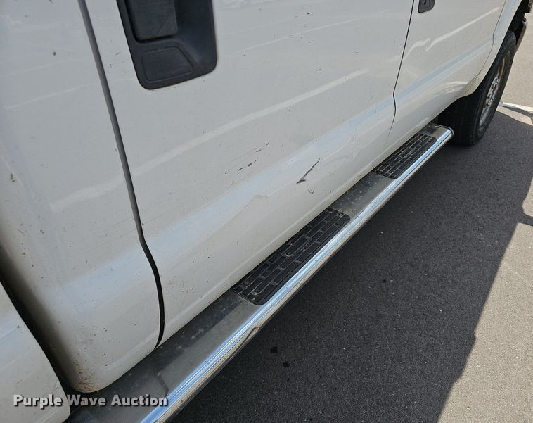 image for item EJ5822 2014 Ford  F250 Super Duty XL Crew Cab pickup truck