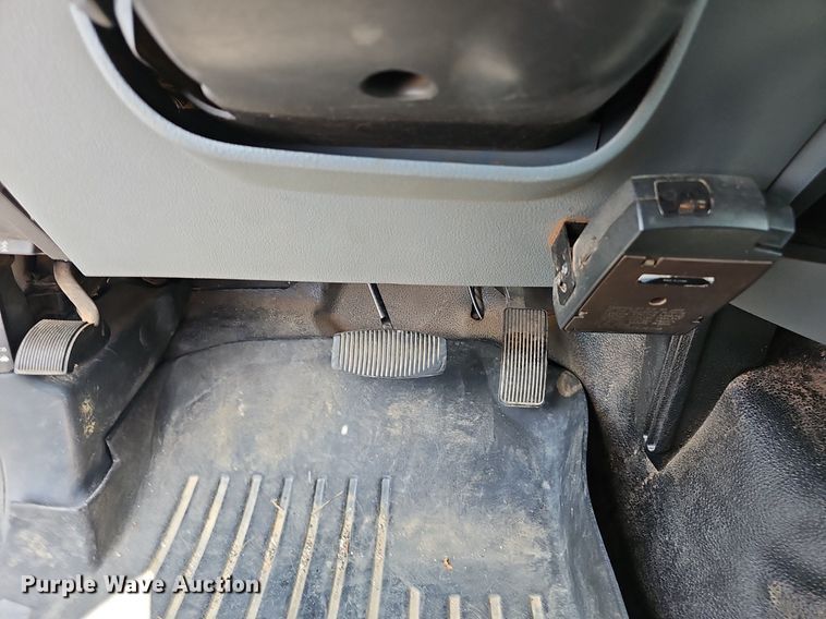 image for item EJ5822 2014 Ford  F250 Super Duty XL Crew Cab pickup truck