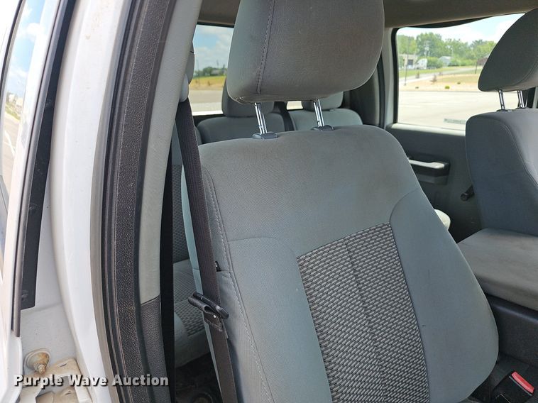 image for item EJ5822 2014 Ford  F250 Super Duty XL Crew Cab pickup truck