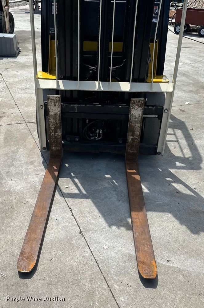 image for item EJ7140 Yale Veracitor 50VX forklift
