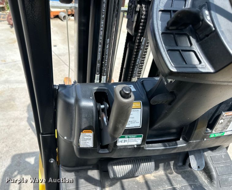 image for item EJ7140 Yale Veracitor 50VX forklift