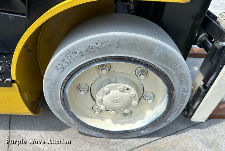 image for item EJ7140 Yale Veracitor 50VX forklift