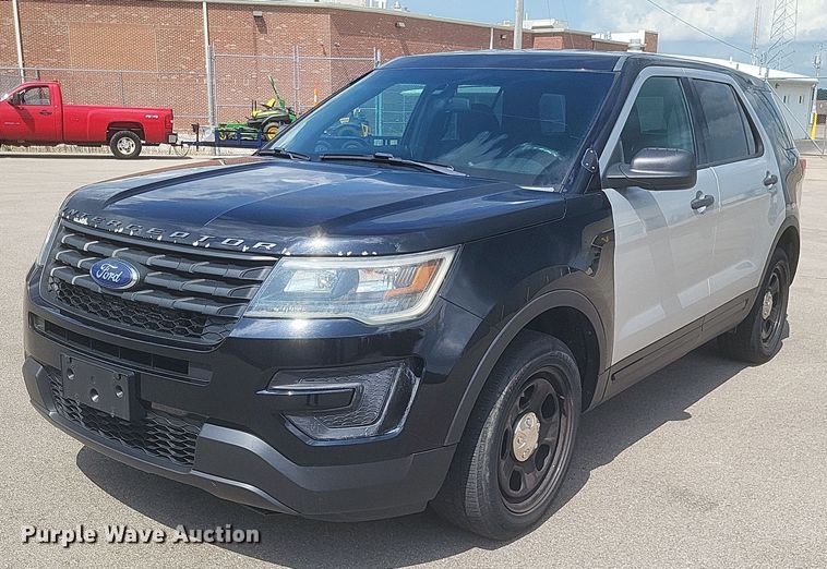 image for item EJ8012 2016 Ford  Explorer Police Interceptor  SUV