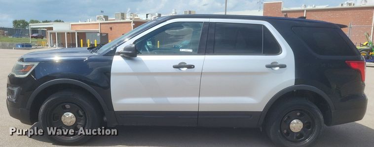 image for item EJ8012 2016 Ford  Explorer Police Interceptor  SUV