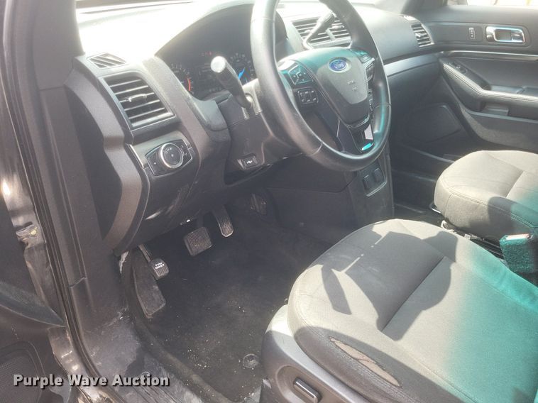 image for item EJ8012 2016 Ford  Explorer Police Interceptor  SUV