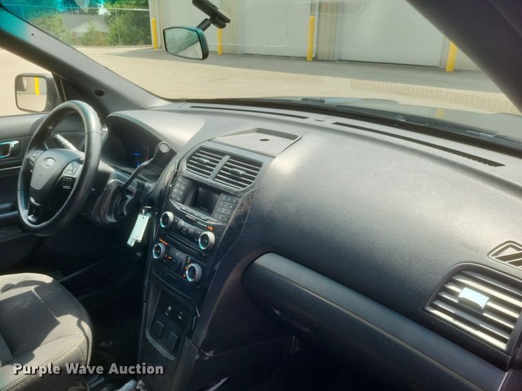 image for item EJ8012 2016 Ford  Explorer Police Interceptor  SUV