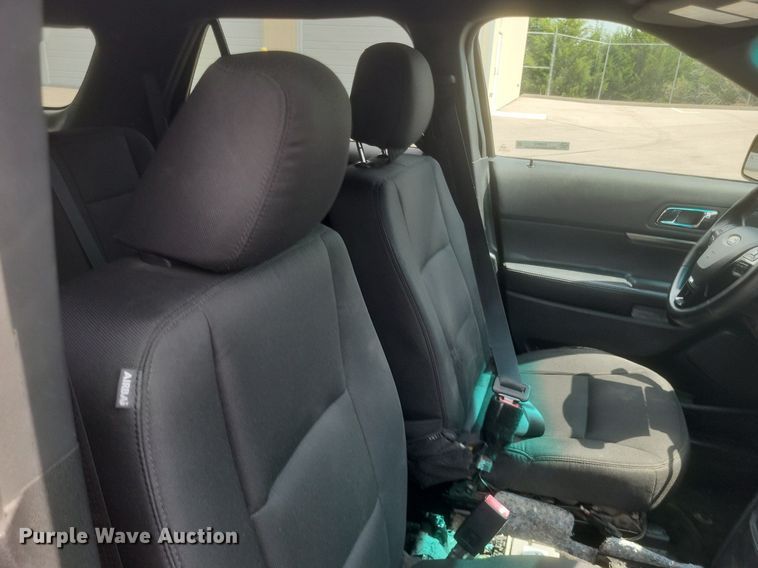 image for item EJ8012 2016 Ford  Explorer Police Interceptor  SUV