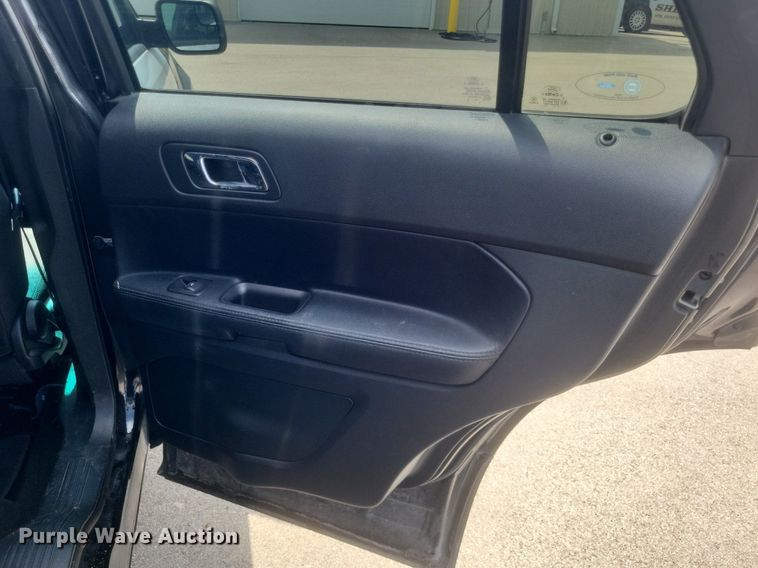 image for item EJ8012 2016 Ford  Explorer Police Interceptor  SUV