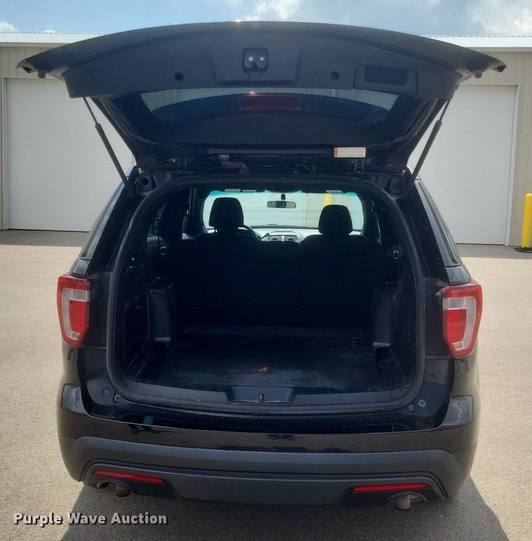 image for item EJ8012 2016 Ford  Explorer Police Interceptor  SUV