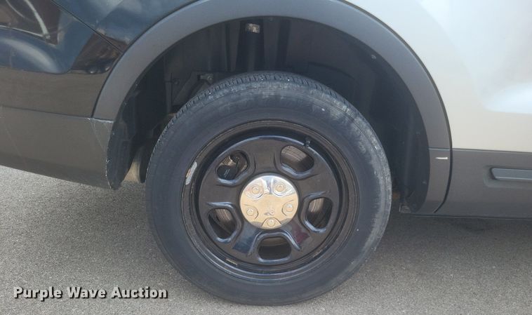 image for item EJ8012 2016 Ford  Explorer Police Interceptor  SUV