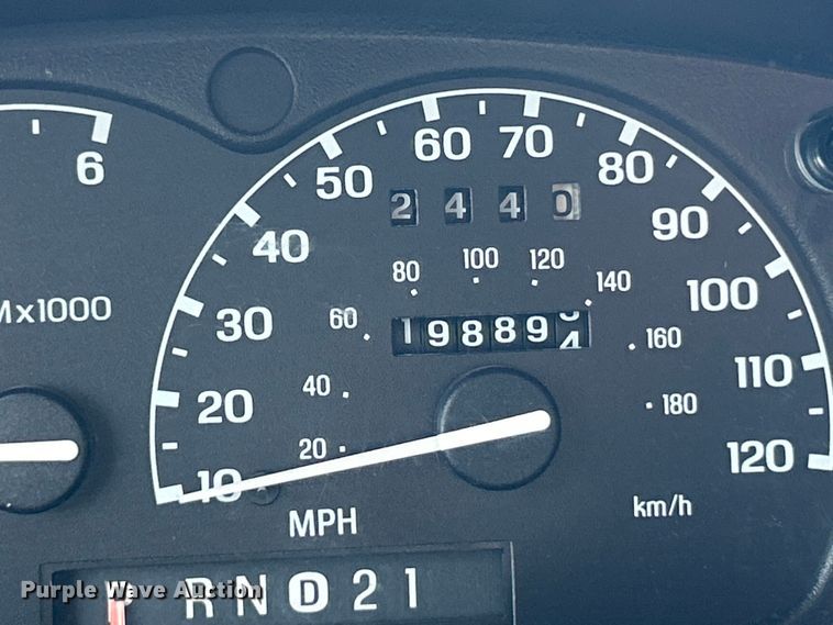 image for item EK3023 2000 Mercury  Mountianeer SUV