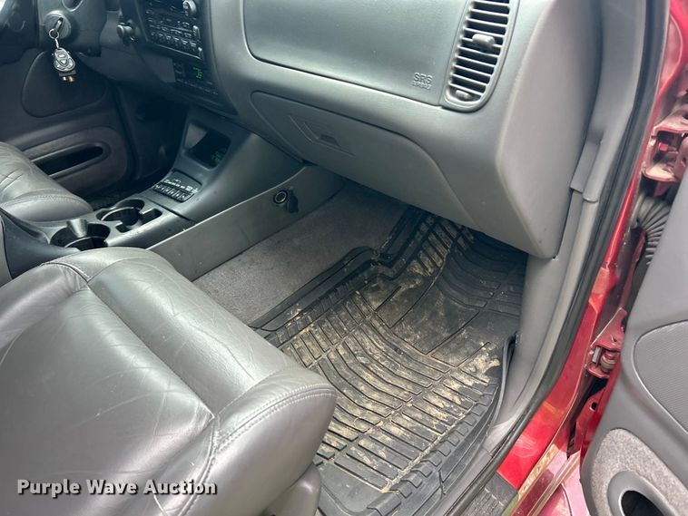 image for item EK3023 2000 Mercury  Mountianeer SUV