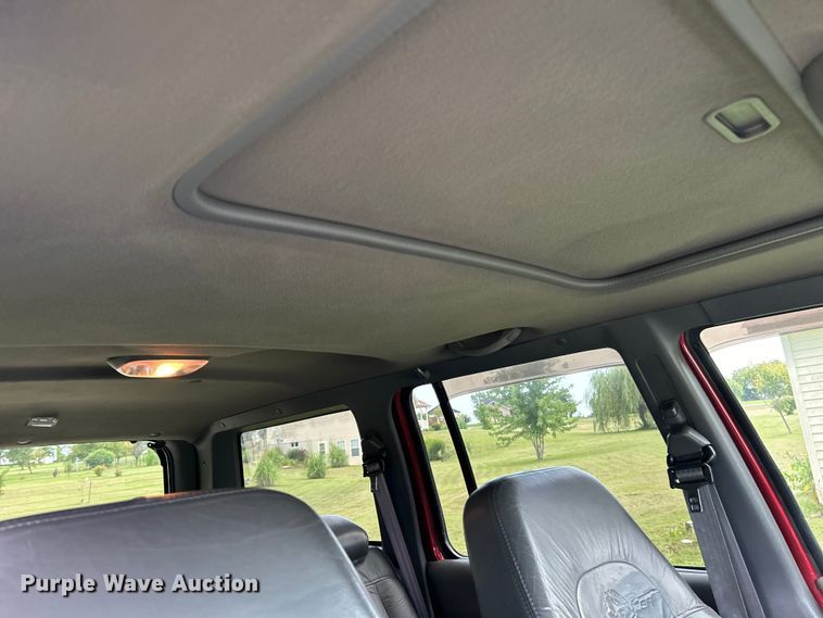 image for item EK3023 2000 Mercury  Mountianeer SUV