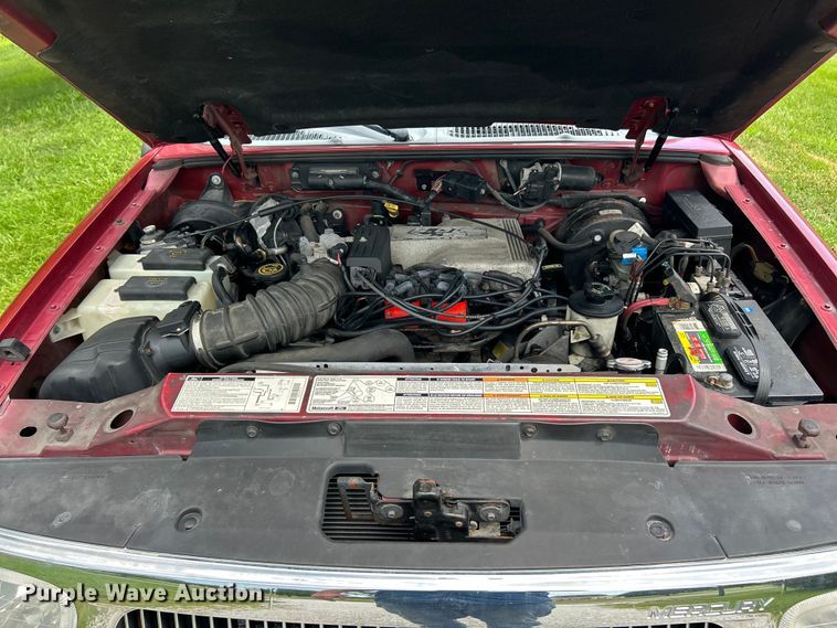 image for item EK3023 2000 Mercury  Mountianeer SUV